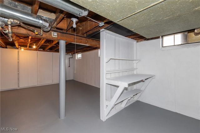 21610 Crystal Avenue, Euclid, OH 44123