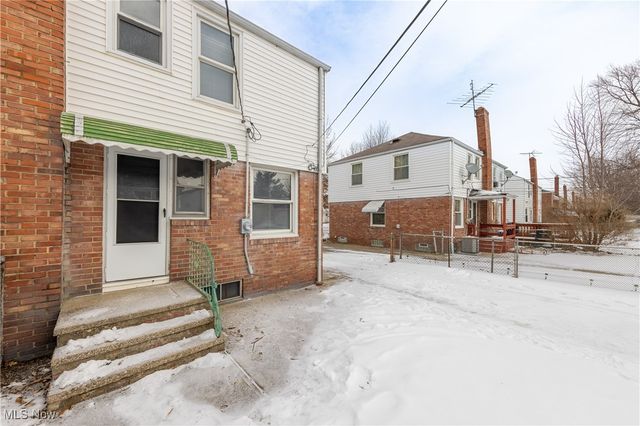 21610 Crystal Avenue, Euclid, OH 44123