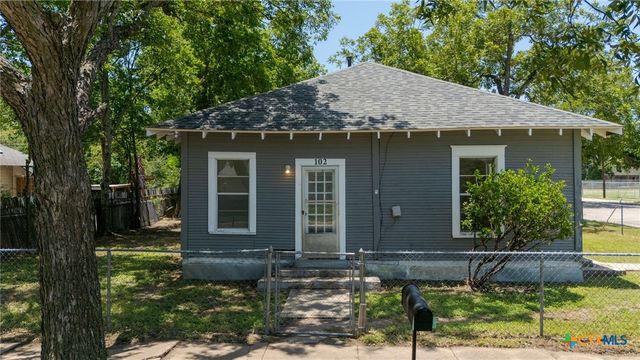 102 S Western Avenue, Lampasas, TX 76550