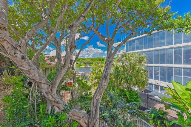 1172 HILLSBORO MILE 3-3, Hillsboro Beach, FL 33062