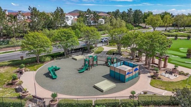 9 Waltham, Ladera Ranch, CA 92694