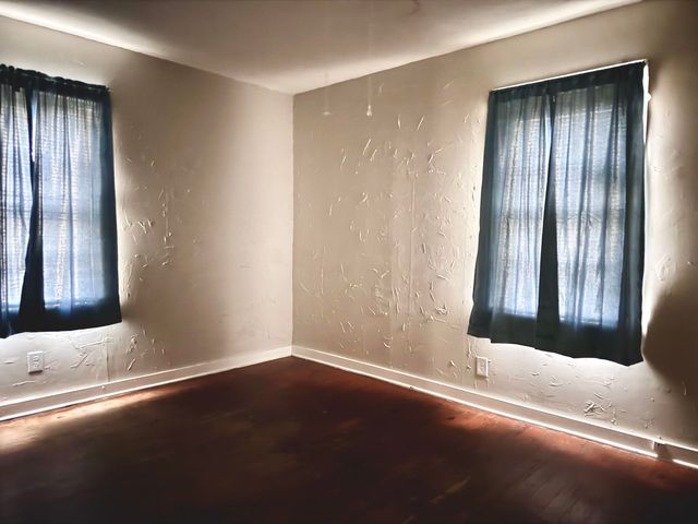 114 S PARKWAY AVE, Bethel Springs, TN 38315