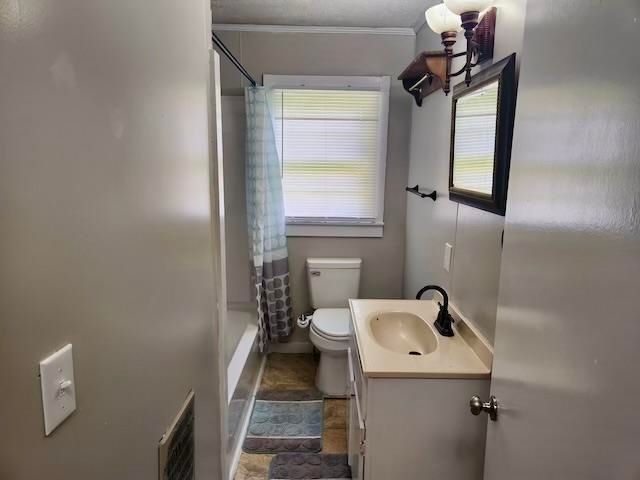 114 S PARKWAY AVE, Bethel Springs, TN 38315