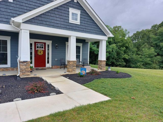 205 Northern TRL, Salem, VA 24153