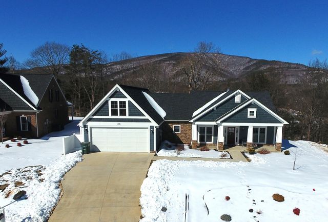 205 Northern TRL, Salem, VA 24153