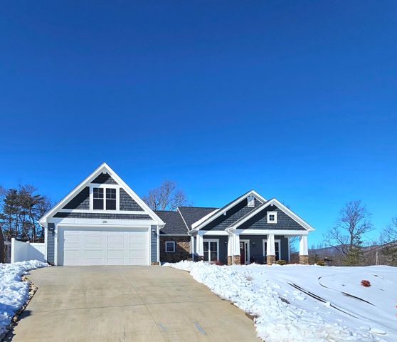 205 Northern TRL, Salem, VA 24153