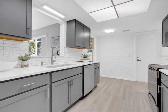 2481 12TH AVENUE SW, Largo, FL 33770