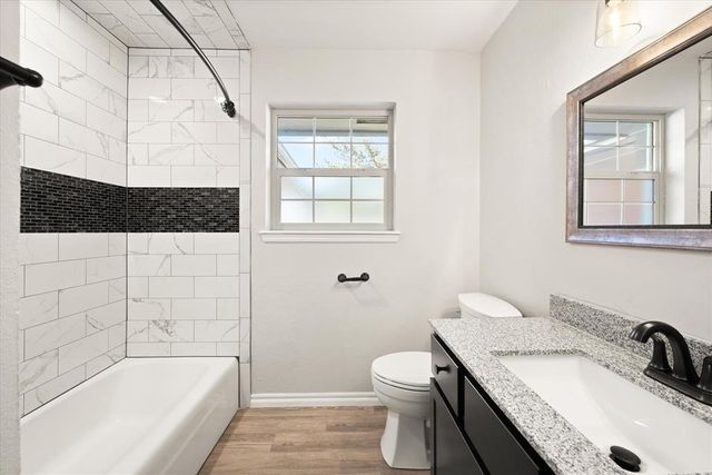 604 Willow Ridge Place, Edmond, OK 73003