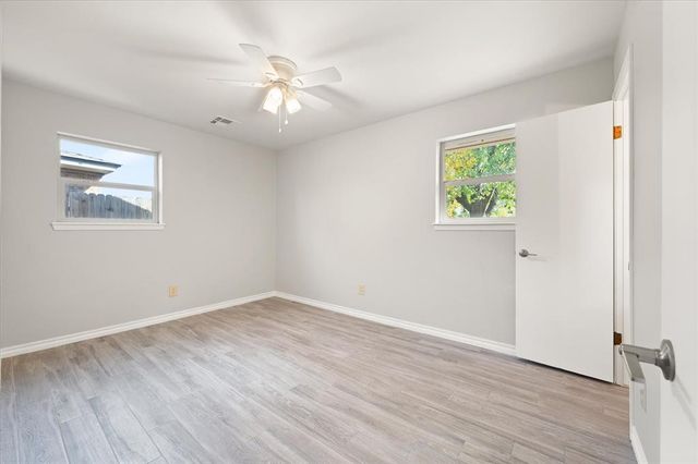 604 Willow Ridge Place, Edmond, OK 73003