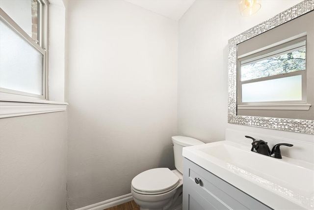 604 Willow Ridge Place, Edmond, OK 73003