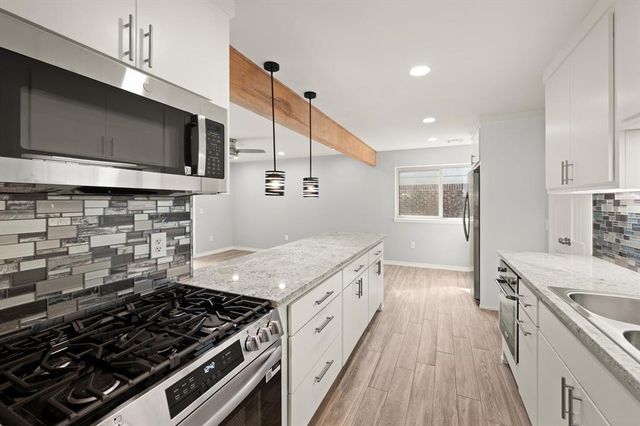 604 Willow Ridge Place, Edmond, OK 73003