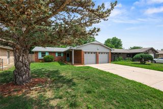 604 Willow Ridge Place, Edmond, OK 73003