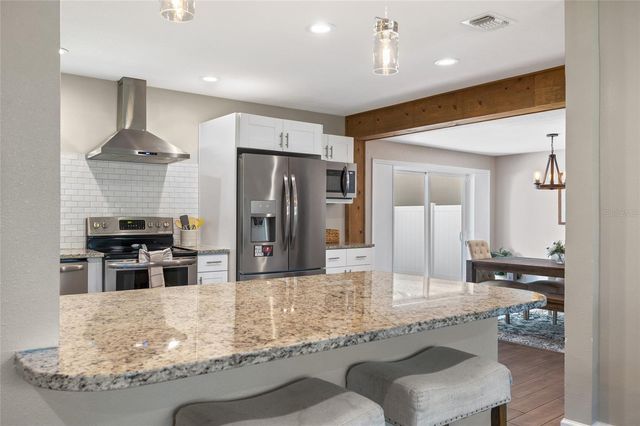 4105 W FAIR OAKS AVENUE, Tampa, FL 33611