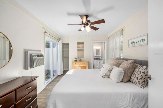 4105 W FAIR OAKS AVENUE, Tampa, FL 33611