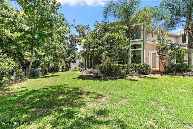 347 CLEARWATER Drive, Ponte Vedra Beach, FL 32082