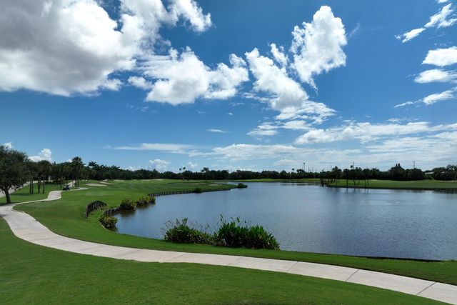 16 Stratford Drive C, Boynton Beach, FL 33436