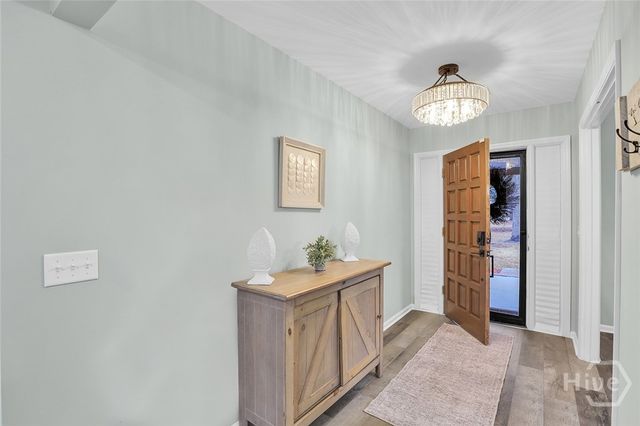 206 Hillary Road, Savannah, GA 31410