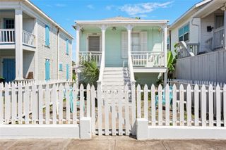 1208 Ursuline St Street, Galveston, TX 77550