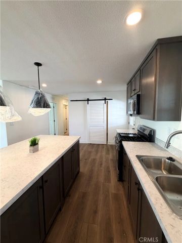 16860 Slover 67, Fontana, CA 92337