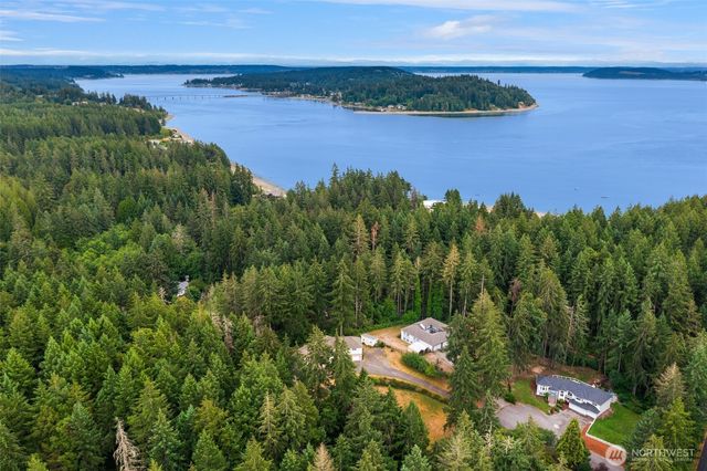 10516 36th Street Ct NW, Gig Harbor, WA 98335