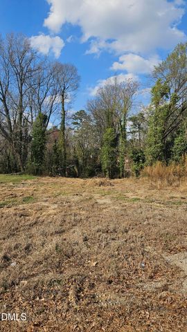 112 W Pine, Holly Springs, NC 27540