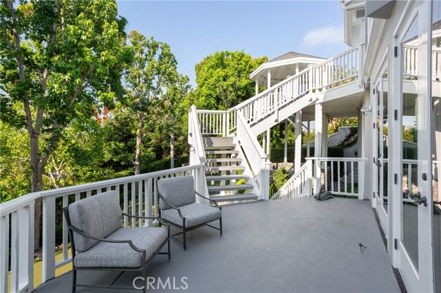 212 Kings Pl, Newport Beach, CA 92663