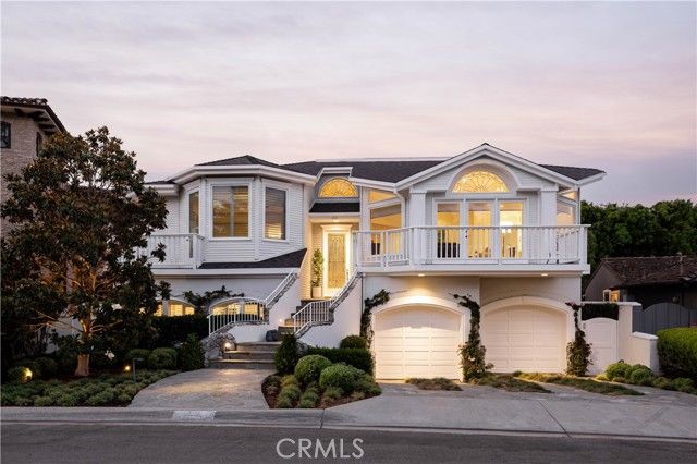 212 Kings Pl, Newport Beach, CA 92663