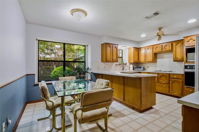 3407 Commander Court, Arlington, TX 76017