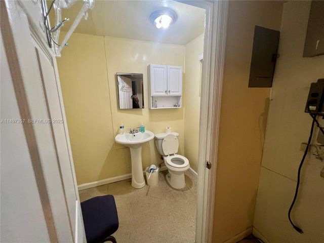 6300 Pembroke Road, Miramar, FL 33023