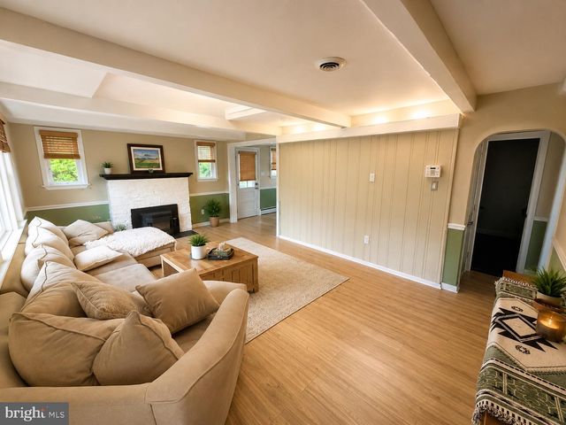 4519 BELMONT AVE, Bensalem, PA 19020