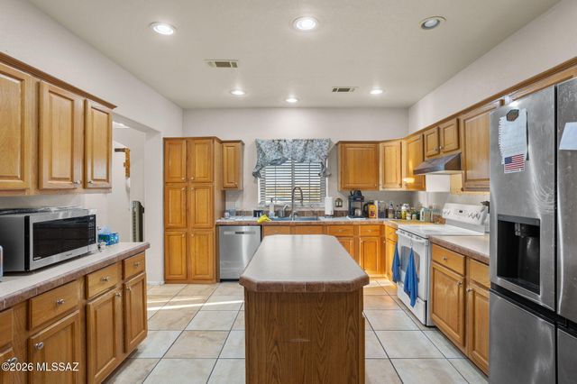 17353 W Manville Road, Marana, AZ 85653
