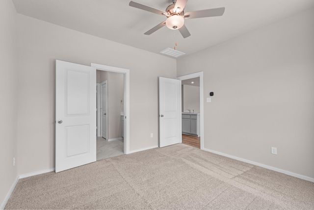 226 Magnolia Laurel Drive, Alvin, TX 77511