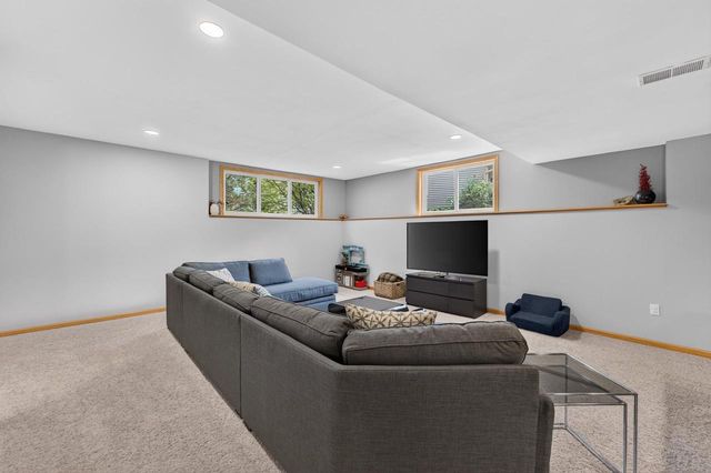 3009 Rosecommon Terrace, Fitchburg, WI 53711