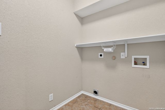 11631 LEMONMINT PKWY, San Antonio, TX 78245