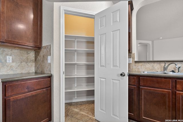 11631 LEMONMINT PKWY, San Antonio, TX 78245
