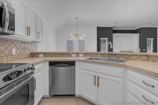 1505 N 18th Street, Broken Arrow, OK 74012