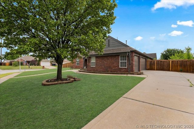 1505 N 18th Street, Broken Arrow, OK 74012