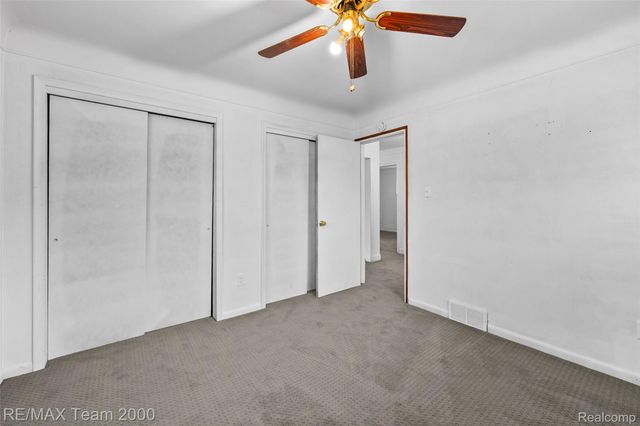 7638 N Gulley Road, Dearborn Heights, MI 48127