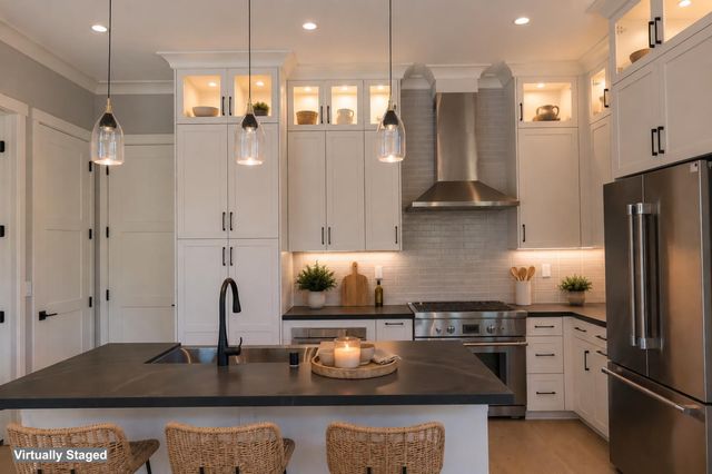 109 Koa Court, Palo Alto, CA 94306