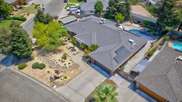 3733 W Wathen Avenue, Fresno, CA 93711