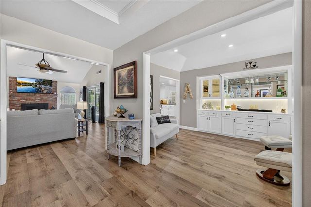 3733 W Wathen Avenue, Fresno, CA 93711