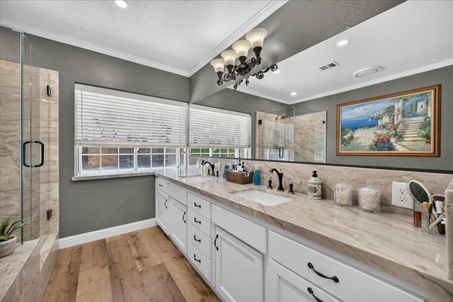 3733 W Wathen Avenue, Fresno, CA 93711