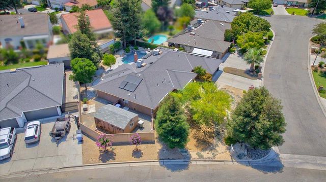 3733 W Wathen Avenue, Fresno, CA 93711