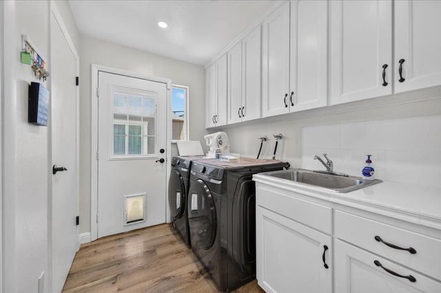 3733 W Wathen Avenue, Fresno, CA 93711