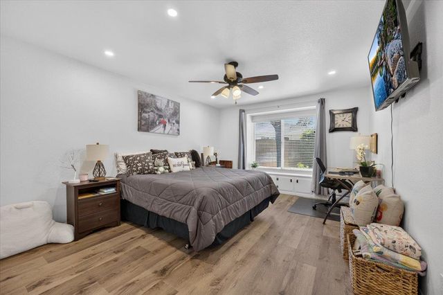 3733 W Wathen Avenue, Fresno, CA 93711