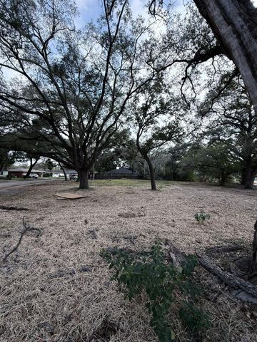 4038 Woodshire Street, Houston, TX 77025