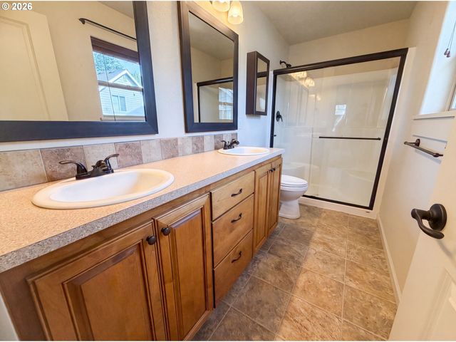2817 Se CONDOR Ave, Gresham, OR 97080