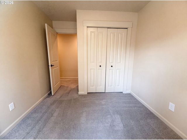 2817 Se CONDOR Ave, Gresham, OR 97080