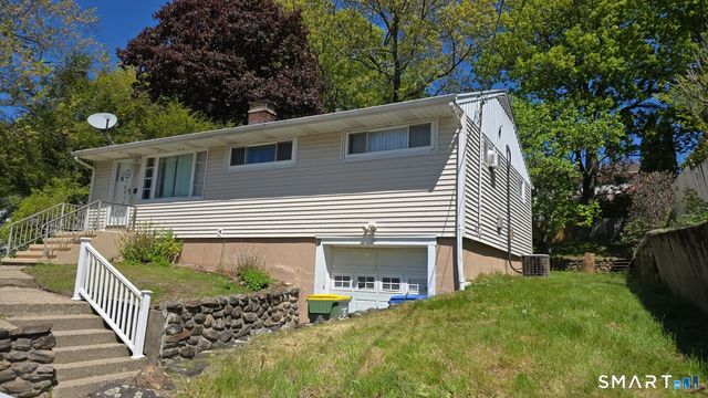74 Oldham Avenue, Waterbury, CT 06705