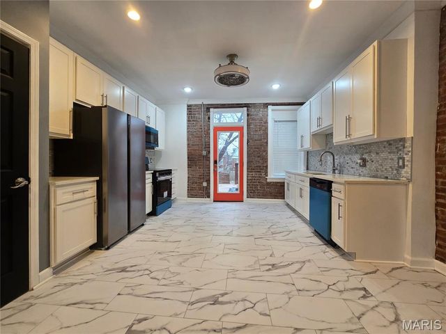 3708 Bamberger Avenue, St Louis, MO 63116